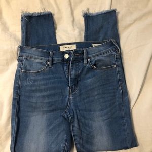 light wash ankle jegging